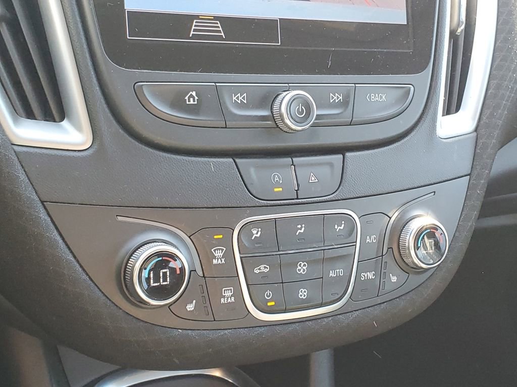 Used 2024 Chevrolet Malibu LT image 24