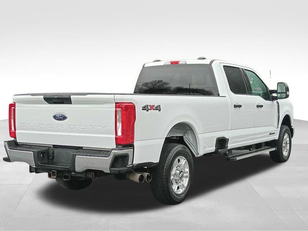 Certified 2025 Ford F250 XLT image 4