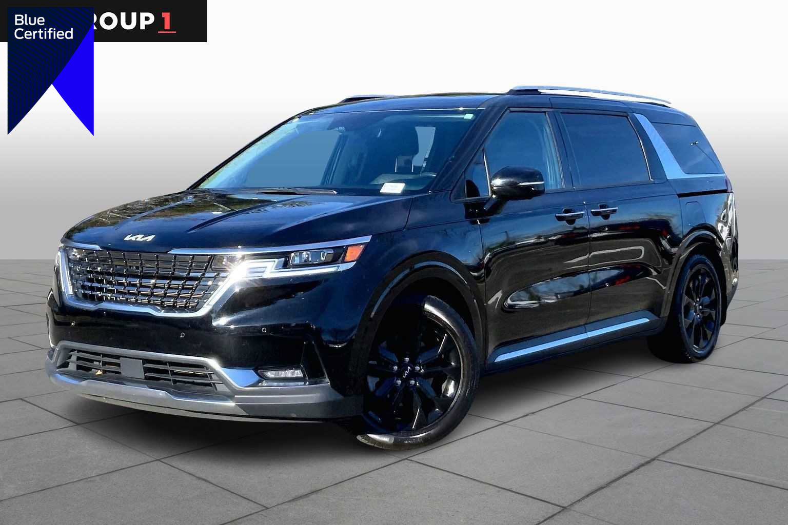 Used 2022 Kia Carnival SX Prestige image 1