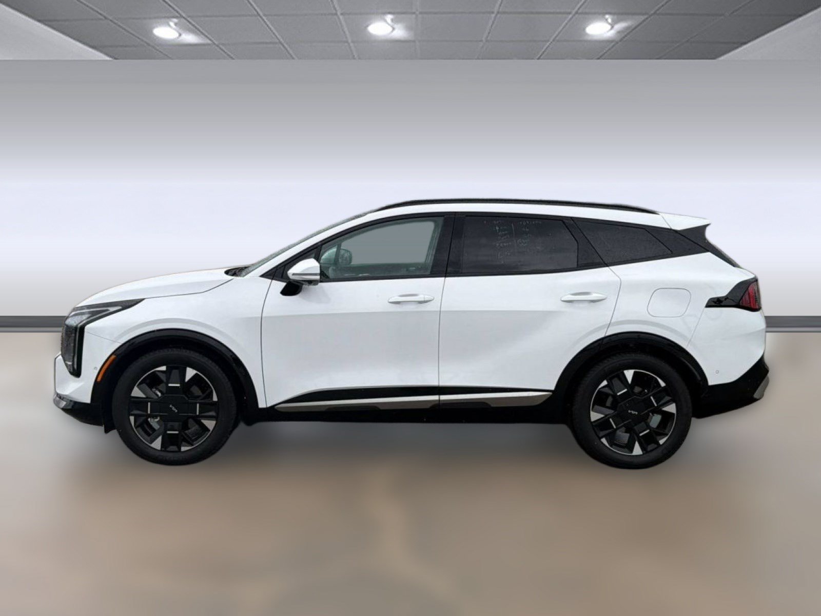 Used 2026 Kia Sportage SX FWD image 2