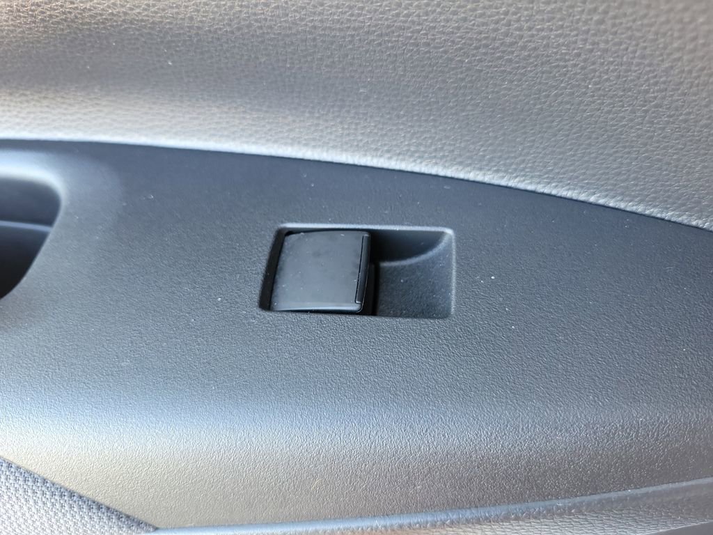 Used 2025 Toyota Corolla LE image 13