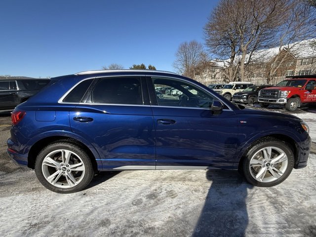 Used 2023 Audi Q3 2.0T Premium image 9