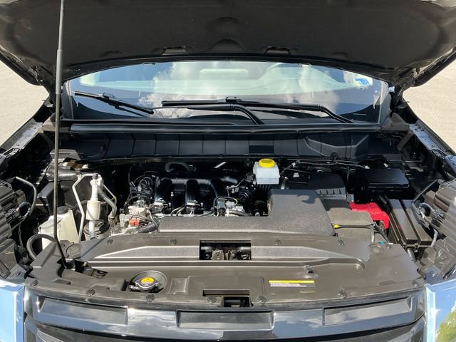 Used 2025 Nissan Pathfinder SV w/ SV Premium Package AWD/4WD image 20