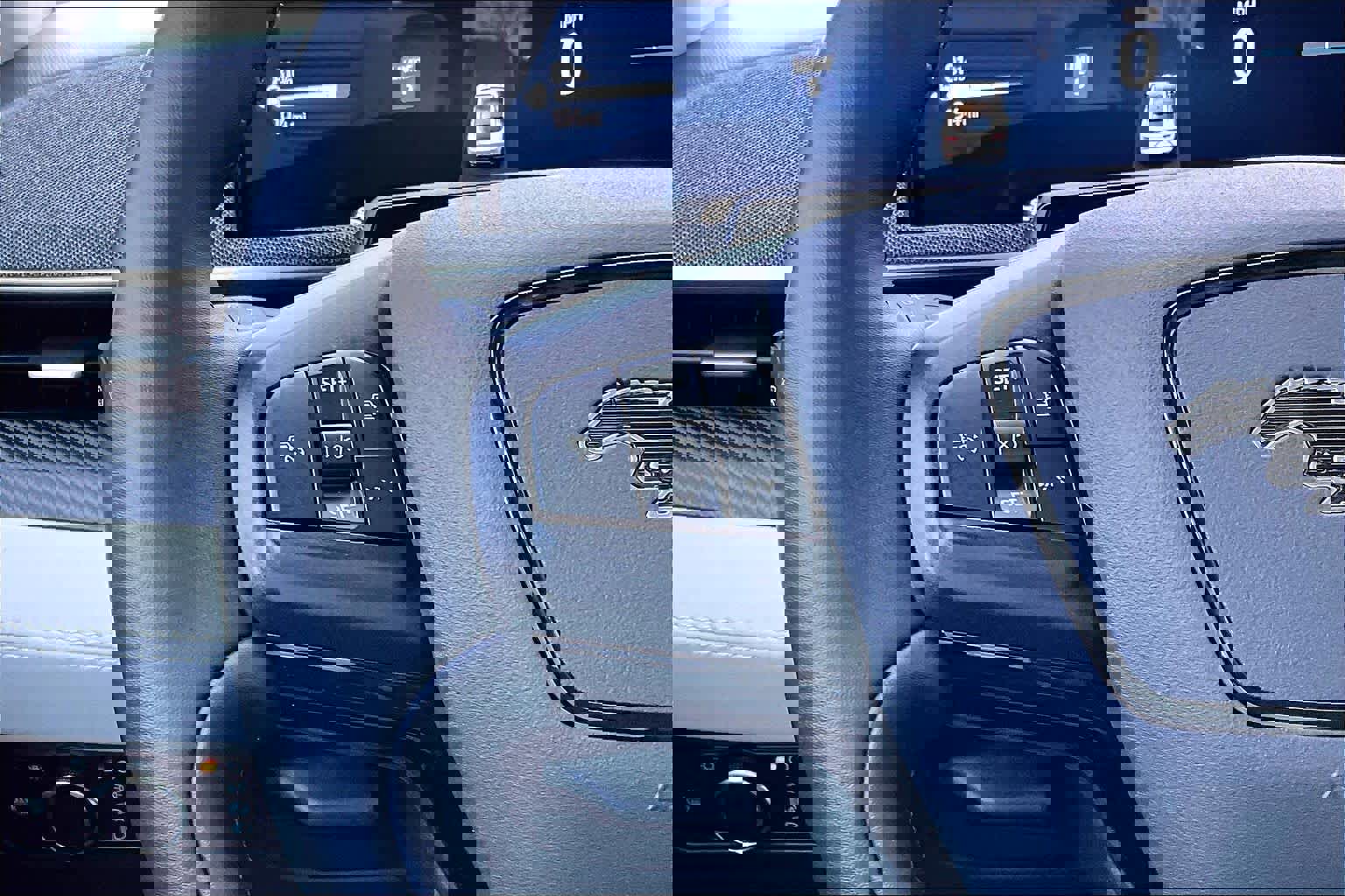 Certified 2025 Ford Mustang Mach-E Premium image 24