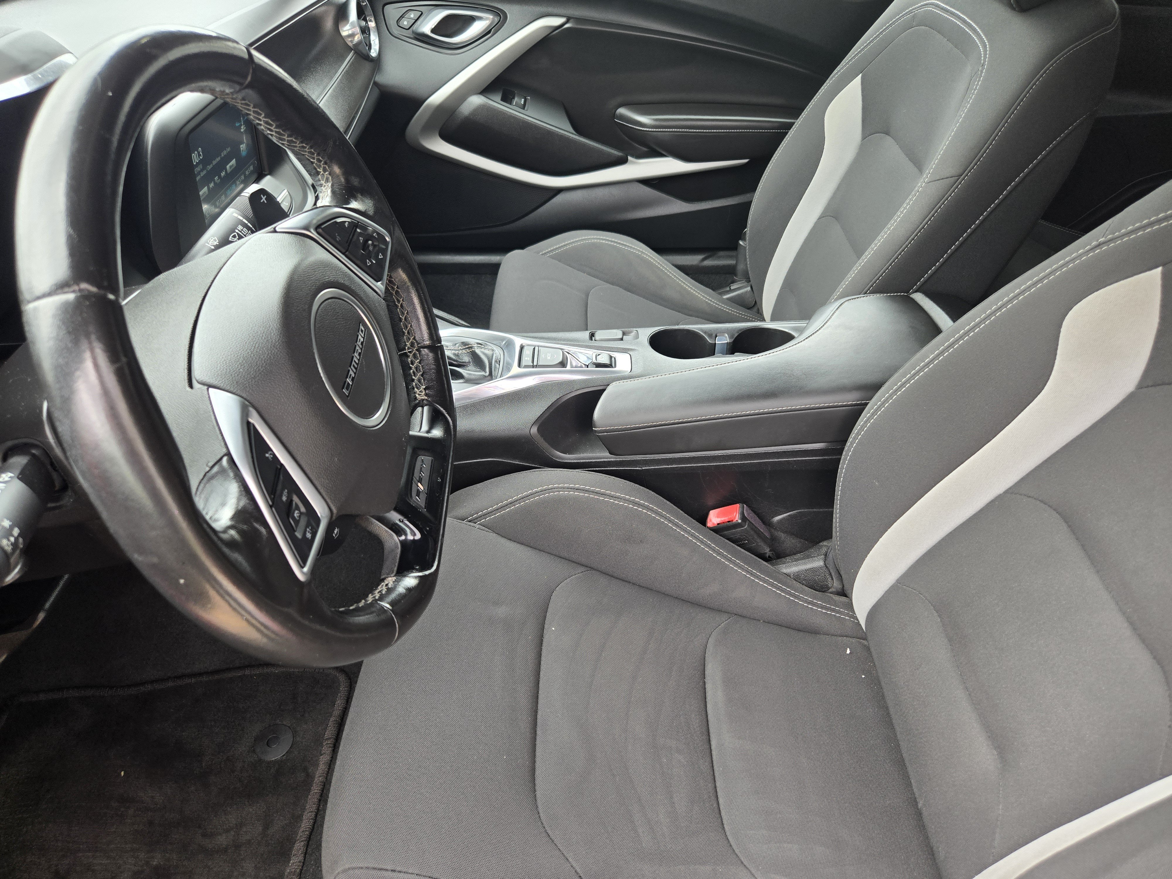 Used 2017 Chevrolet Camaro LT w/ RS Package RWD image 9