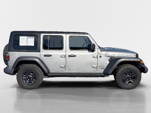 Used 2018 Jeep Wrangler Unlimited Sport AWD/4WD image 2