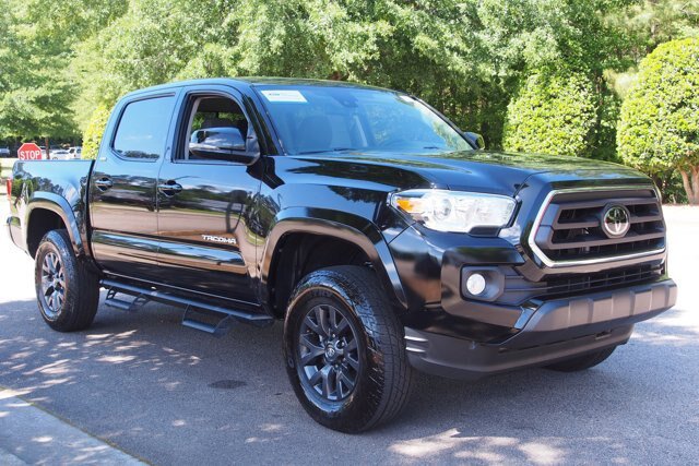 Used 2023 Toyota Tacoma SR5 AWD/4WD image 1