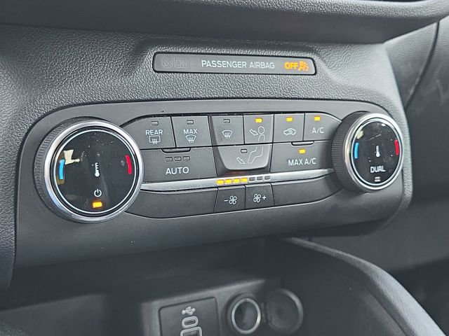 Certified 2025 Ford Escape ST-Line AWD/4WD image 19