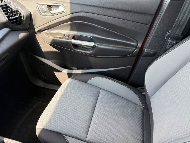 Certified 2019 Ford Escape SE FWD image 22