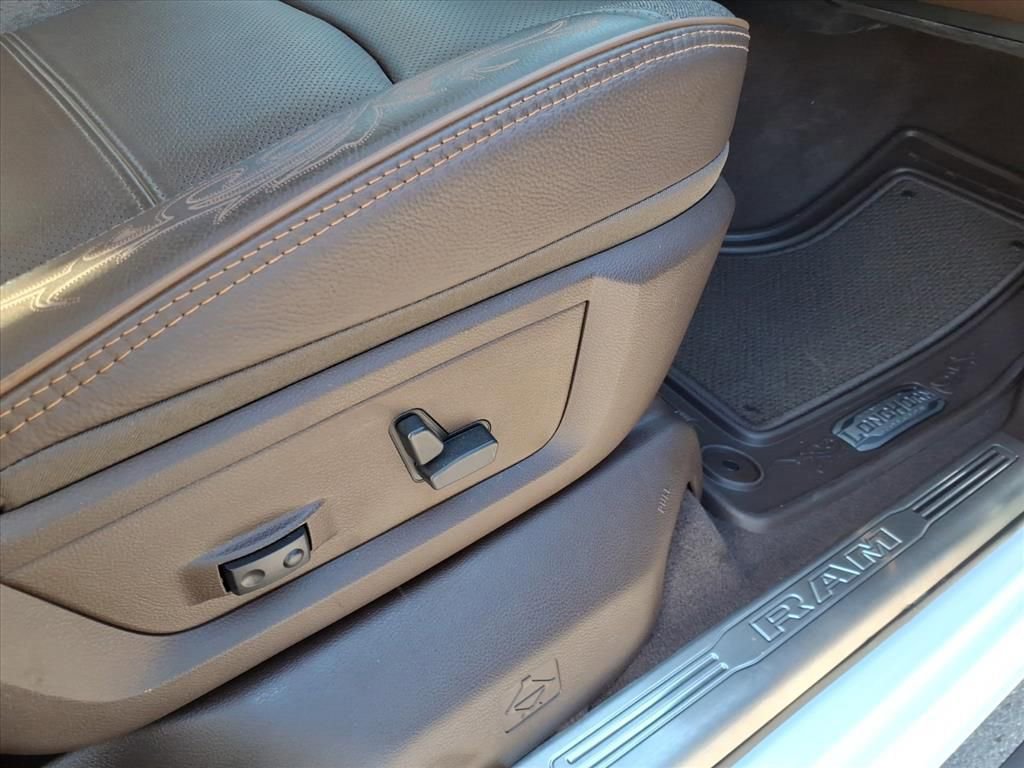 Used 2026 RAM 3500 Longhorn image 9