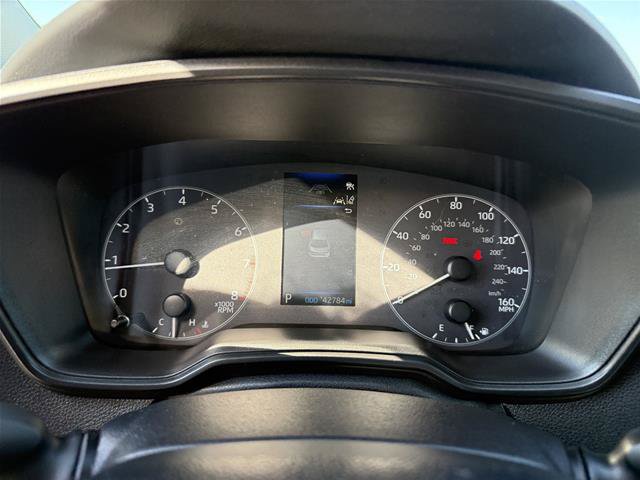 Used 2025 Toyota Corolla LE FWD image 15