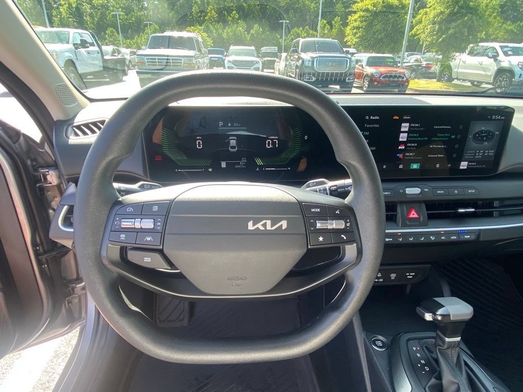 Used 2025 Kia K4 FWD image 13