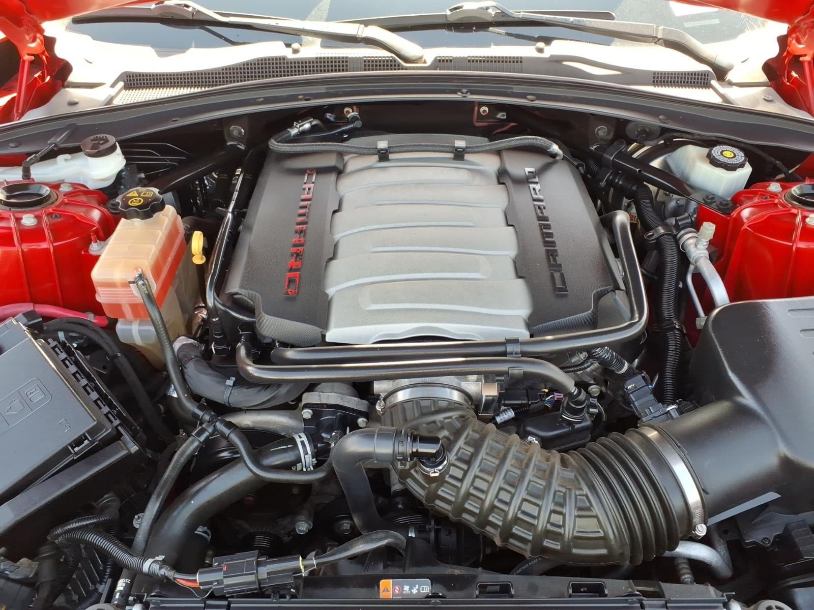 Used 2018 Chevrolet Camaro SS RWD image 29