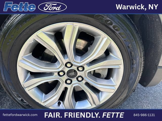 Certified 2024 Ford Edge Titanium AWD/4WD image 5