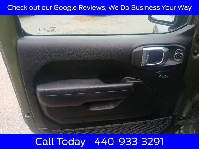 Used 2023 Jeep Wrangler Unlimited Rubicon w/ LED Lighting Group image 29