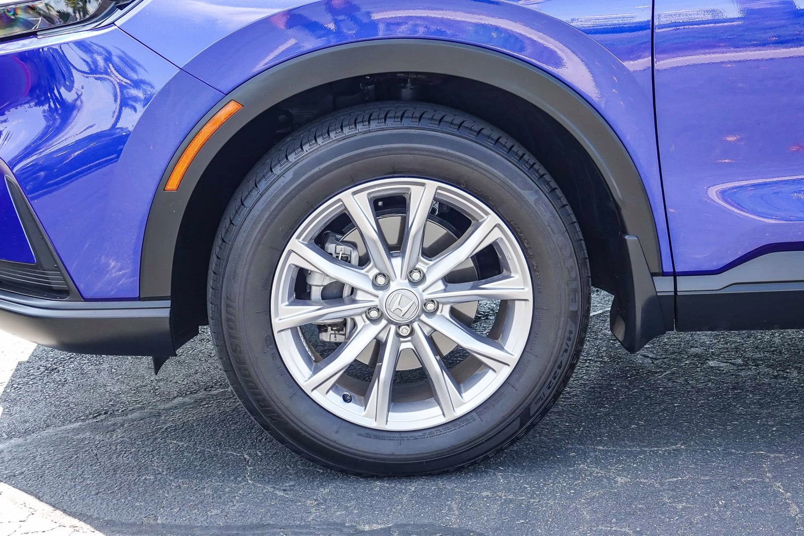 Used 2024 Honda CR-V EX image 9