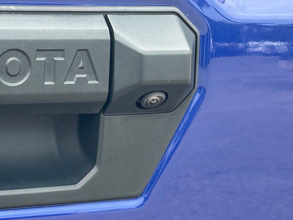 Used 2025 Toyota Tacoma SR5 RWD image 19