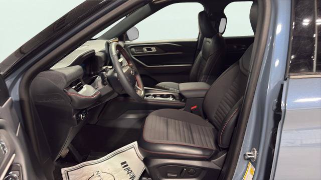 Certified 2025 Ford Explorer ST-Line AWD/4WD image 22