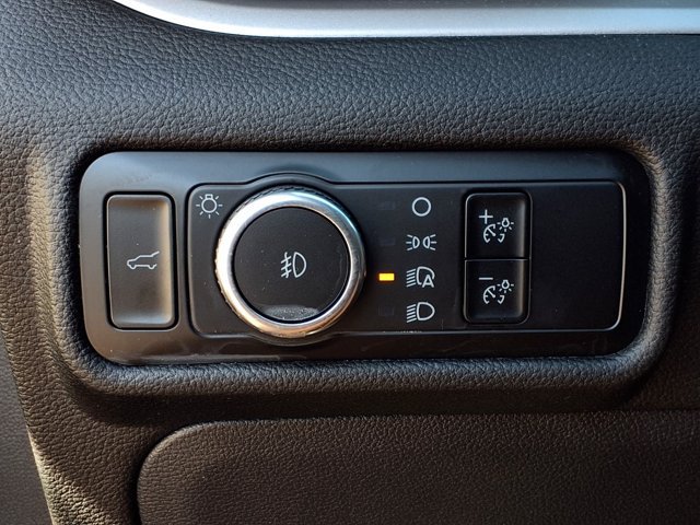 Certified 2024 Ford Explorer XLT w/ Equipment Group 202A AWD/4WD image 18