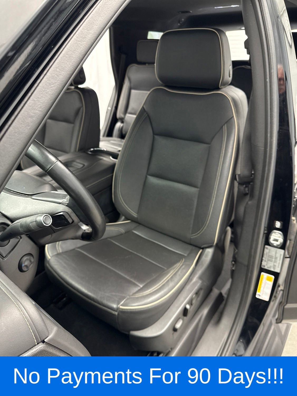 Used 2023 Chevrolet Tahoe Premier AWD/4WD image 12