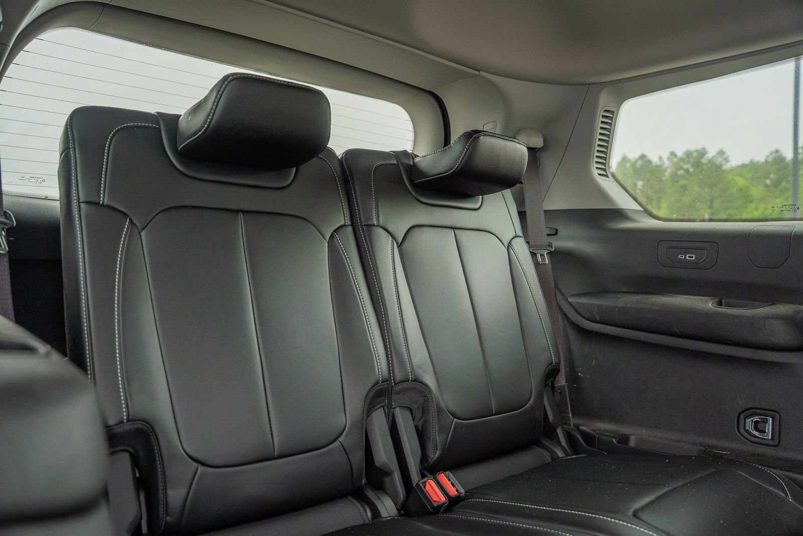 Used 2021 Jeep Grand Cherokee L Limited AWD/4WD image 18