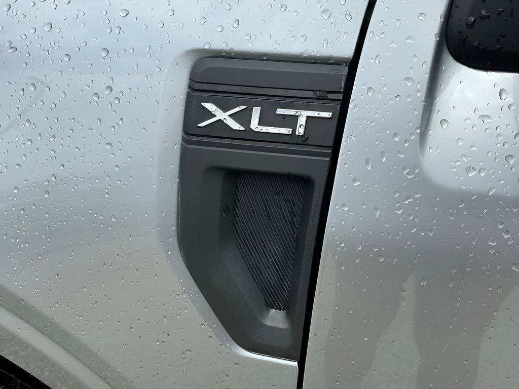 Certified 2022 Ford Maverick XLT w/ Equipment Group 300A Standard AWD/4WD image 37