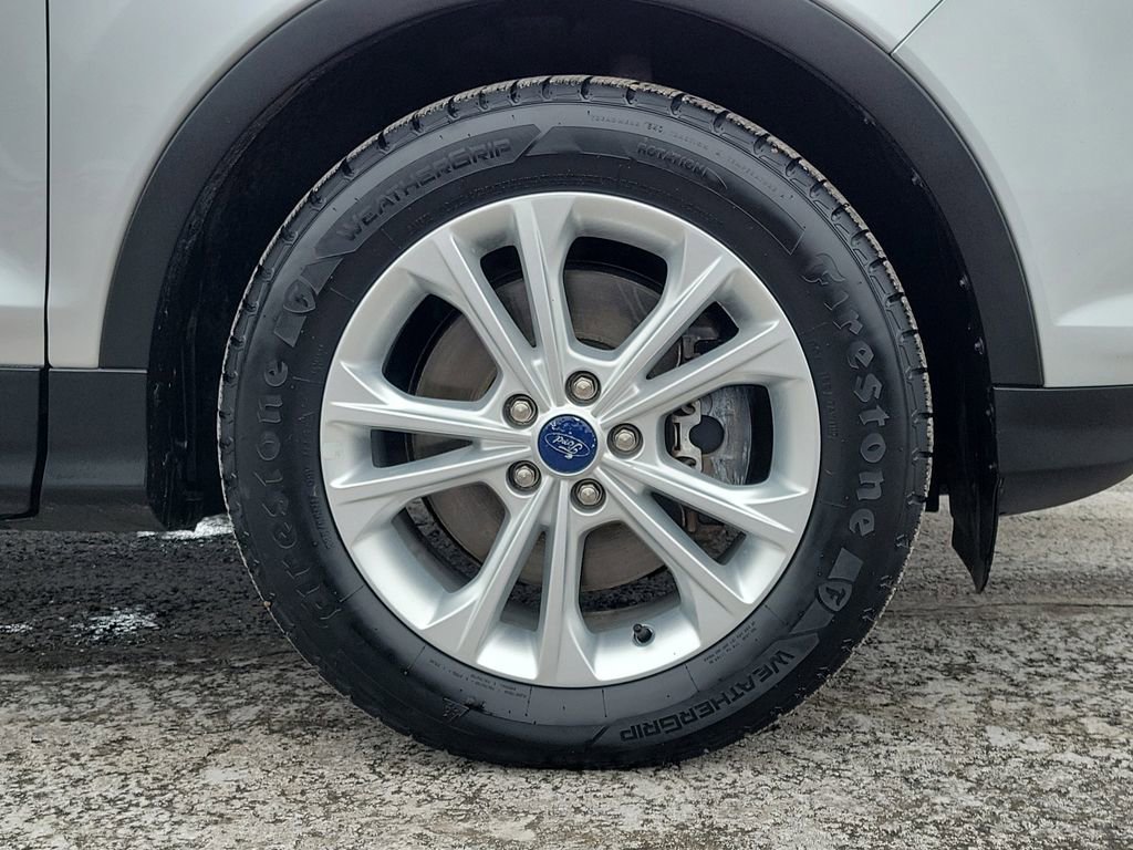 Certified 2017 Ford Escape SE image 9