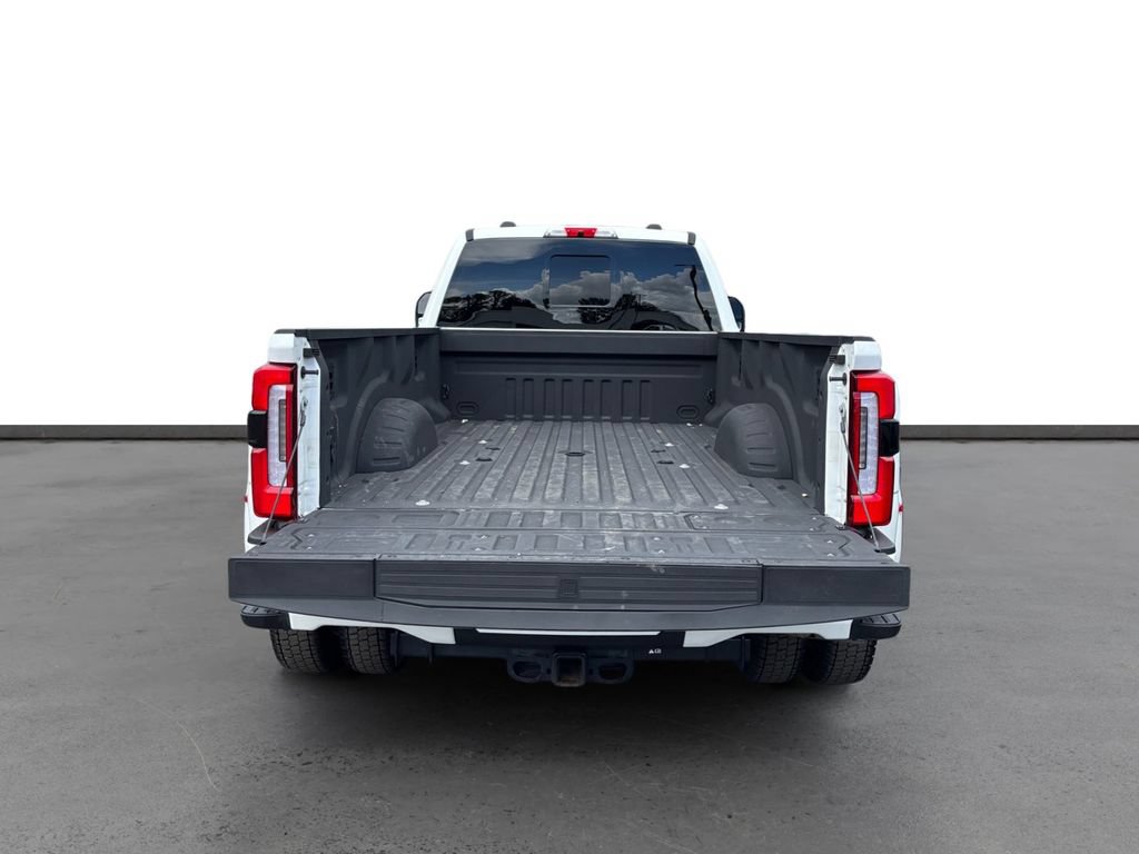 Certified 2025 Ford F450 Platinum w/ FX4 Off-Road Package AWD/4WD image 24