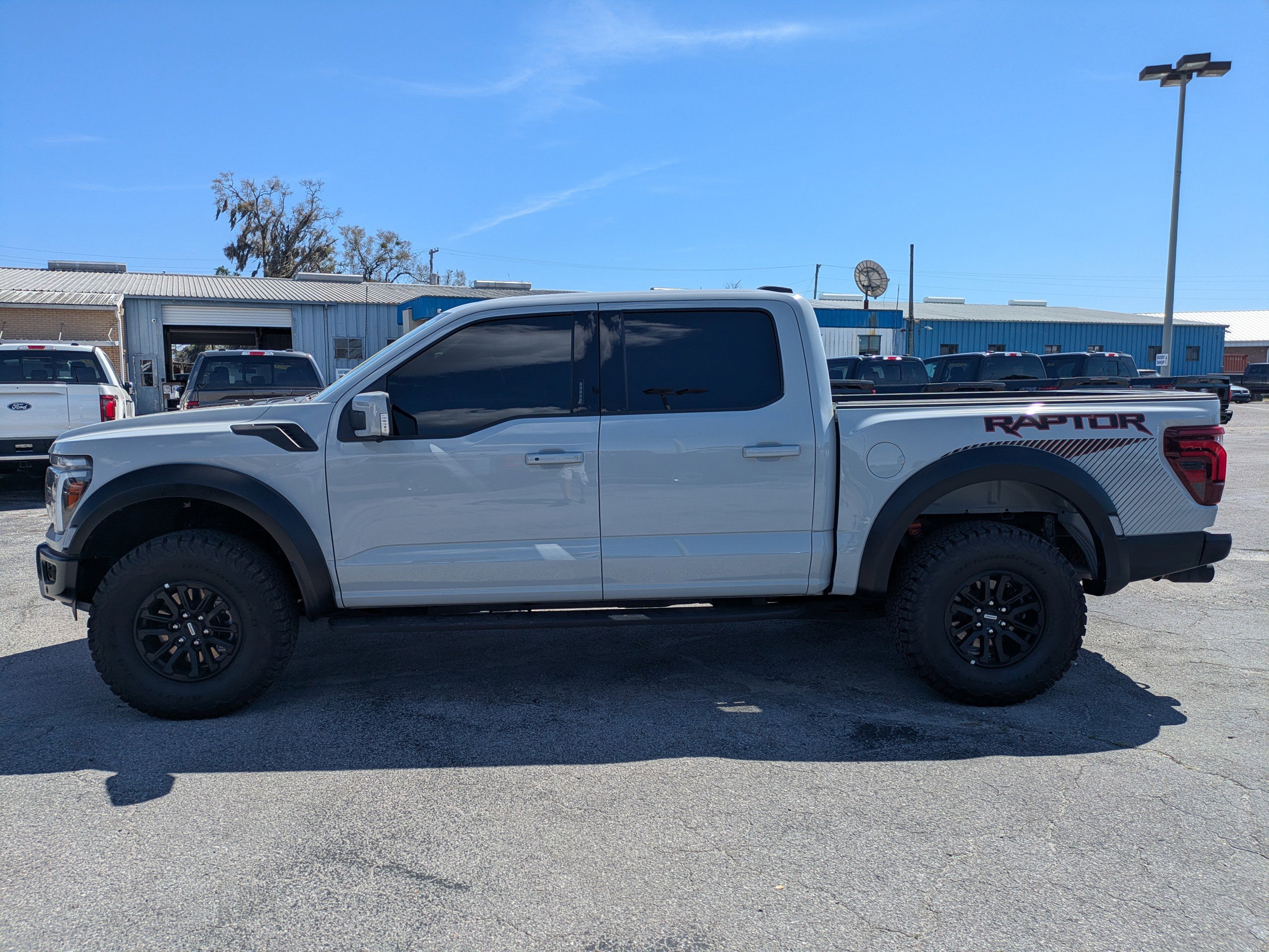 Certified 2024 Ford F150 Raptor AWD/4WD image 6