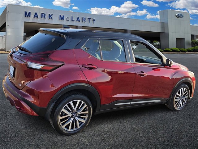 Used 2023 Nissan Kicks SR w/ SR Premium Package image 5