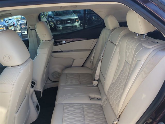 Used 2023 Buick Envision Avenir image 14