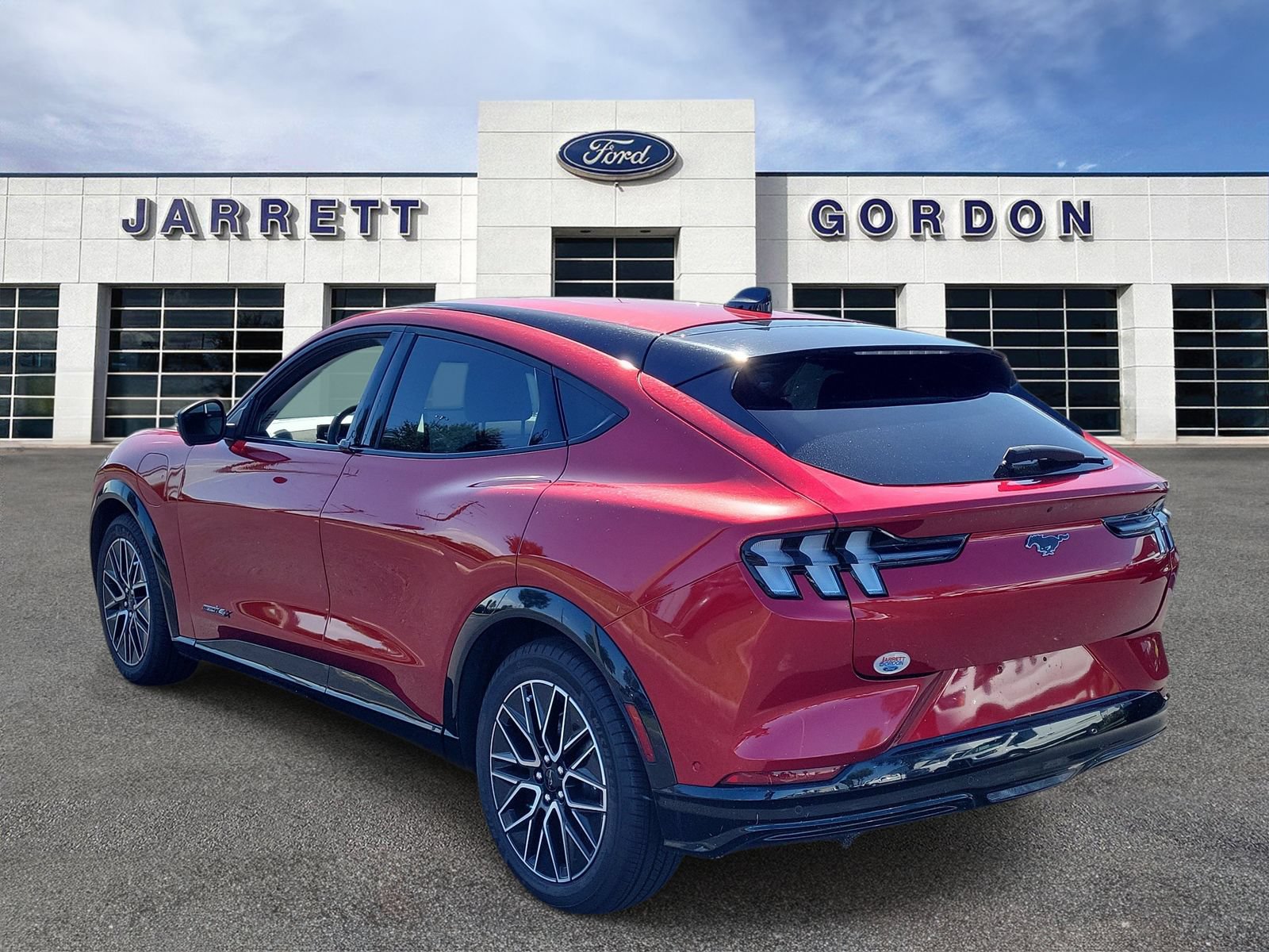 Certified 2024 Ford Mustang Mach-E Premium AWD/4WD image 3
