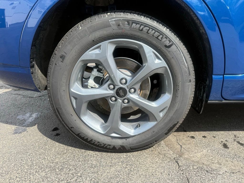 Certified 2023 Ford Escape ST-Line w/ Tech Pack #1 AWD/4WD image 46