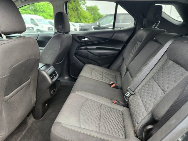 Used 2018 Chevrolet Equinox LT w/ Sun & Infotainment Package AWD/4WD image 16