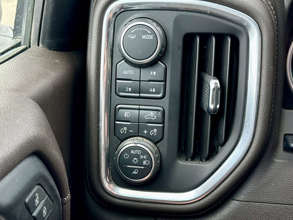 Used 2021 Chevrolet Silverado 1500 LTZ w/ Technology Package image 21