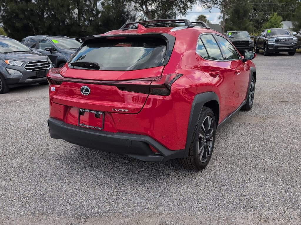 Used 2024 Lexus UX 250h FWD image 3