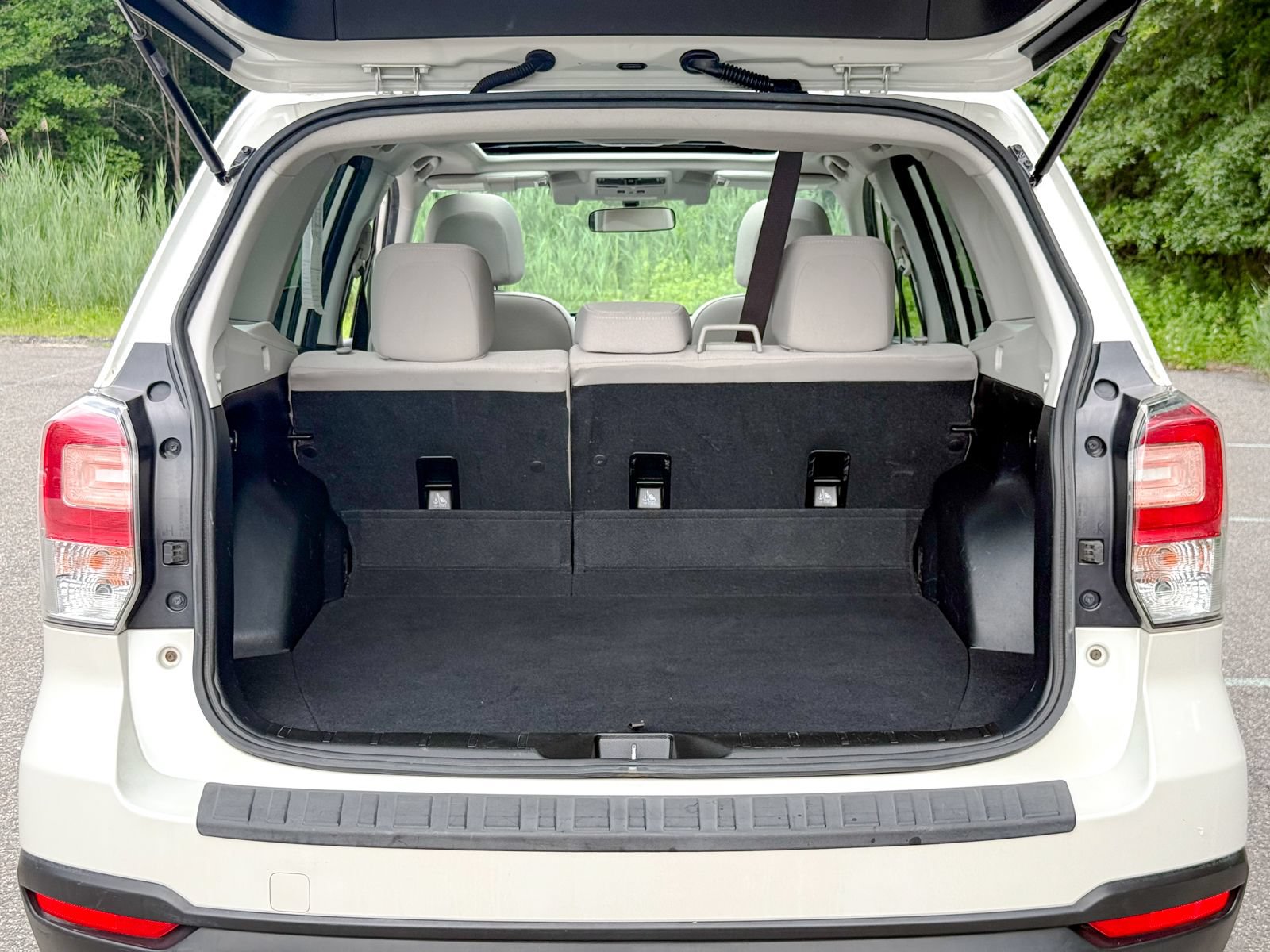 Used 2018 Subaru Forester 2.5i Premium AWD/4WD image 13