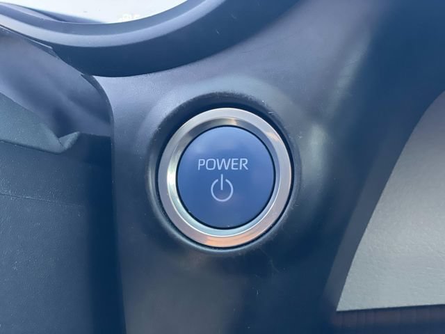Used 2022 Toyota Sienna XLE w/ XLE Plus Package FWD image 18