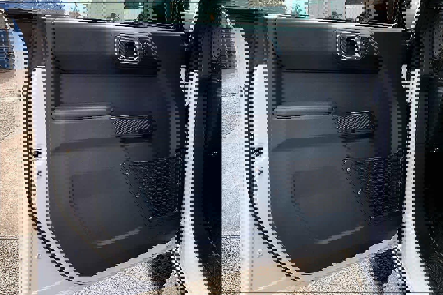 Certified 2025 Ford Bronco Badlands image 23