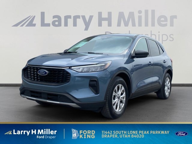 Certified 2023 Ford Escape Active w/ Tech Pack #1 AWD/4WD image 1