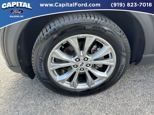 Certified 2023 Ford Explorer Limited w/ Equipment Group 301A AWD/4WD image 13