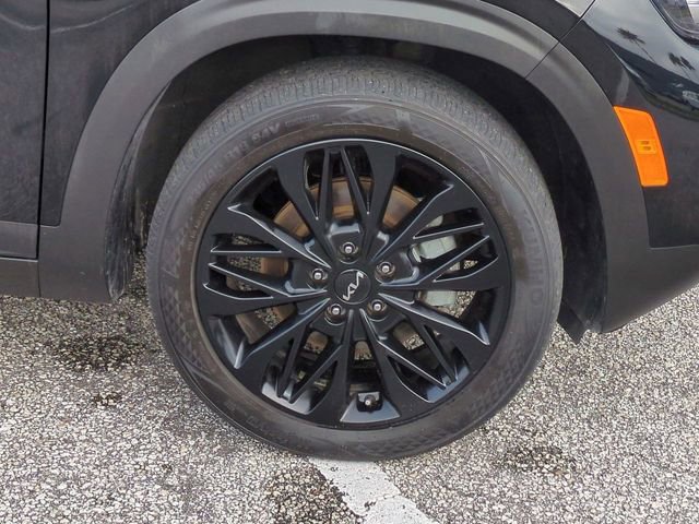 Used 2023 Kia Seltos Nightfall Edition AWD/4WD image 11
