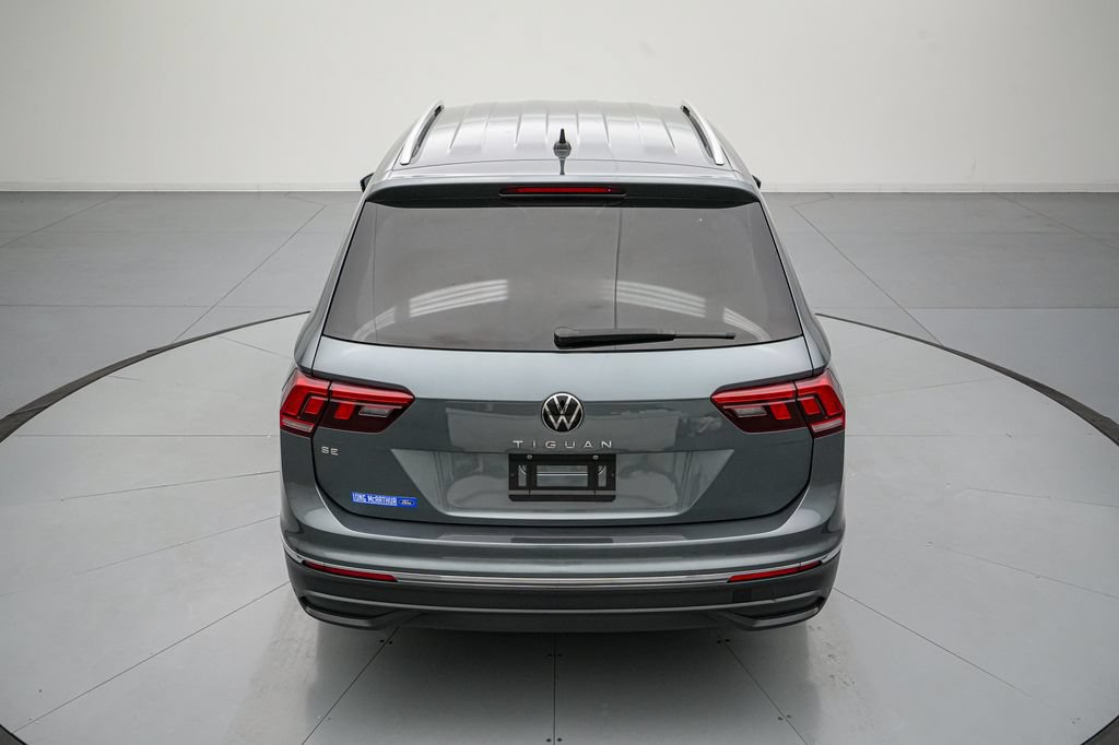 Used 2024 Volkswagen Tiguan SE w/ MDO Package, Three-Row FWD image 5