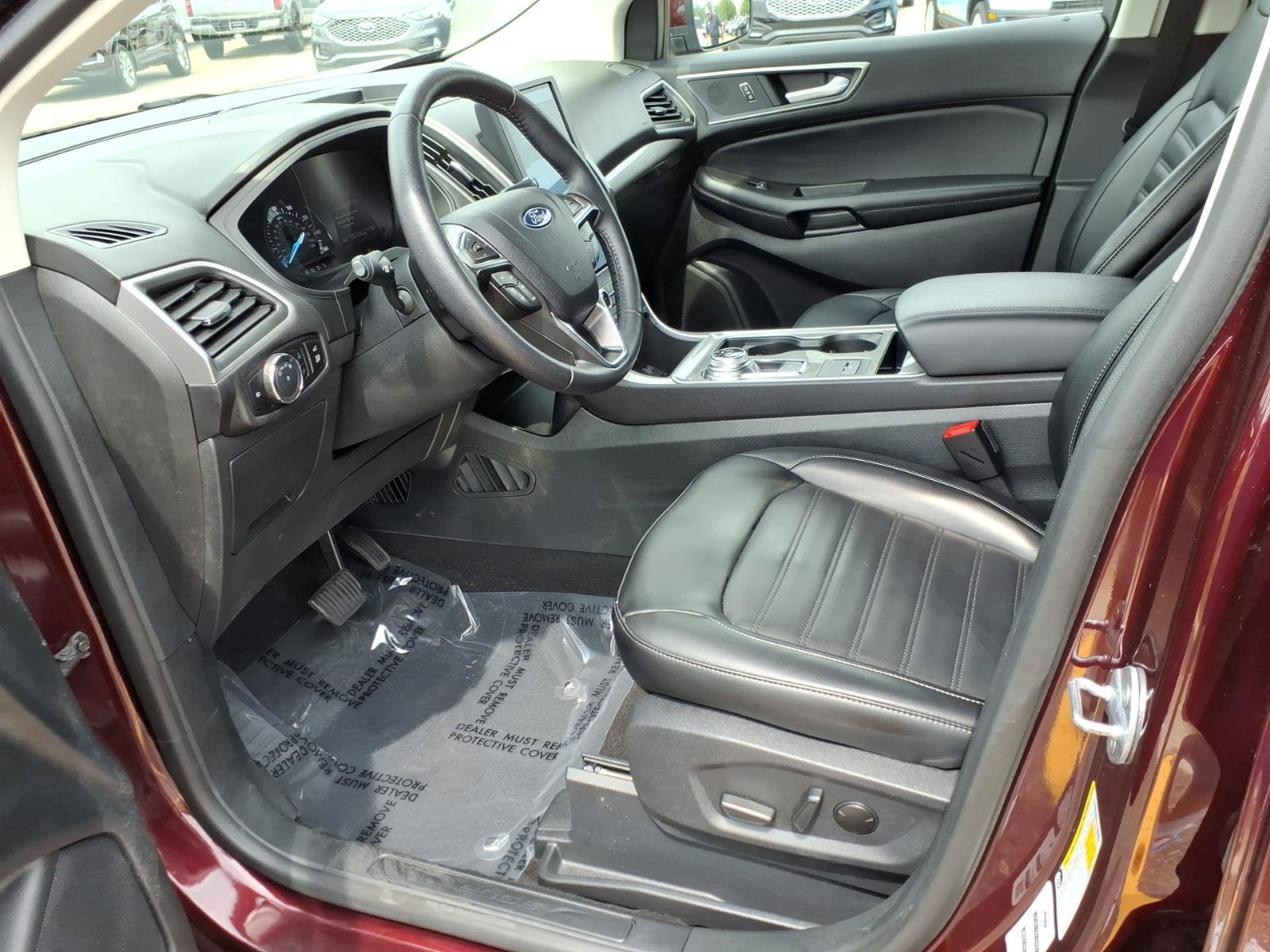 Certified 2024 Ford Edge SEL w/ Convenience Package AWD/4WD image 11