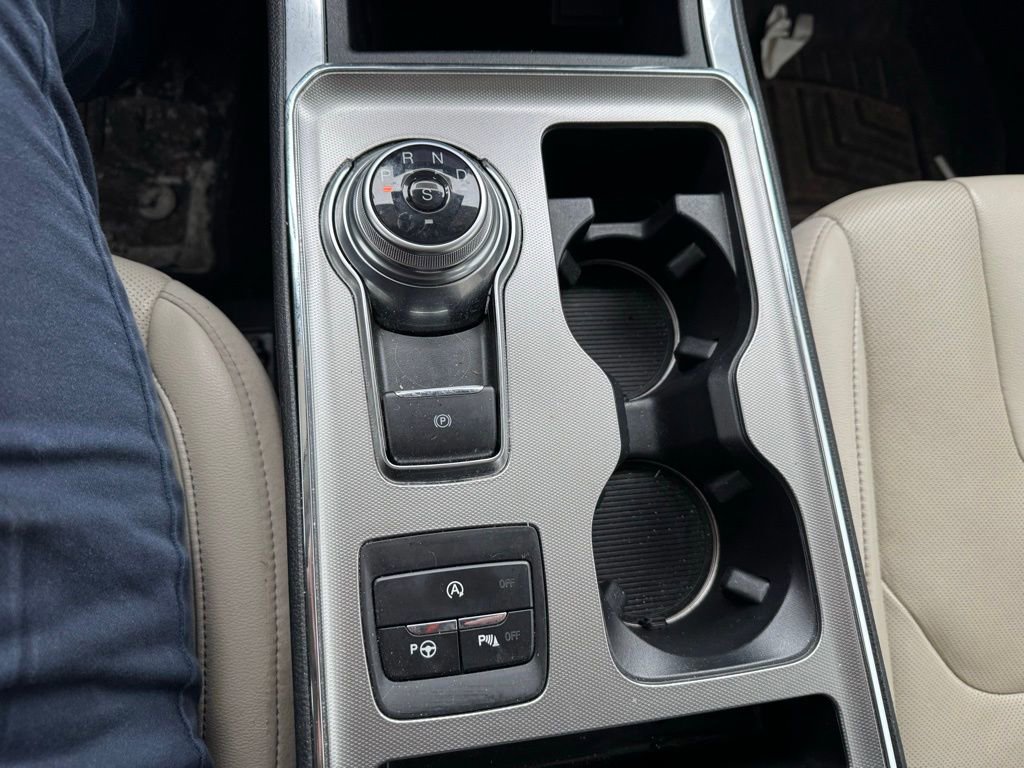 Certified 2022 Ford Edge Titanium w/ Equipment Group 301A image 30