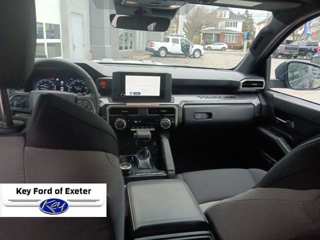 Used 2025 Toyota Tacoma TRD Sport image 22