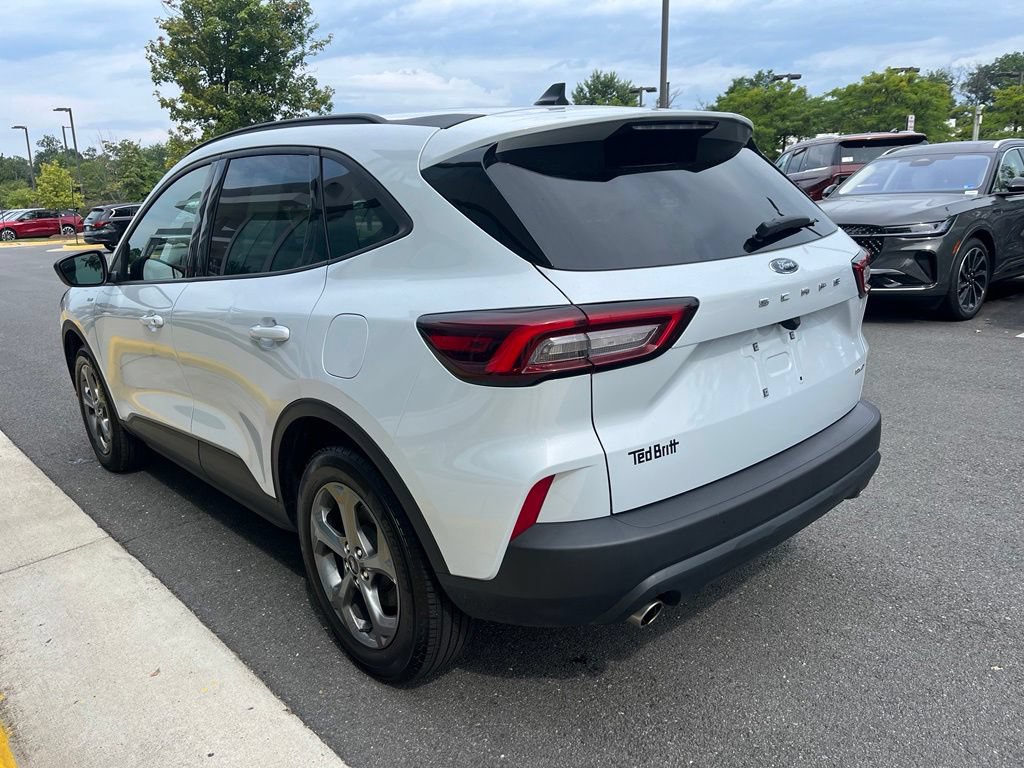 Certified 2026 Ford Escape ST-Line AWD/4WD image 7