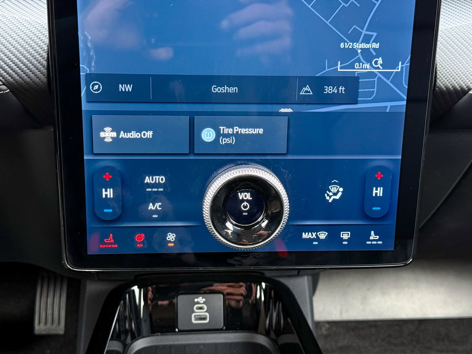 Certified 2025 Ford Mustang Mach-E Premium image 27