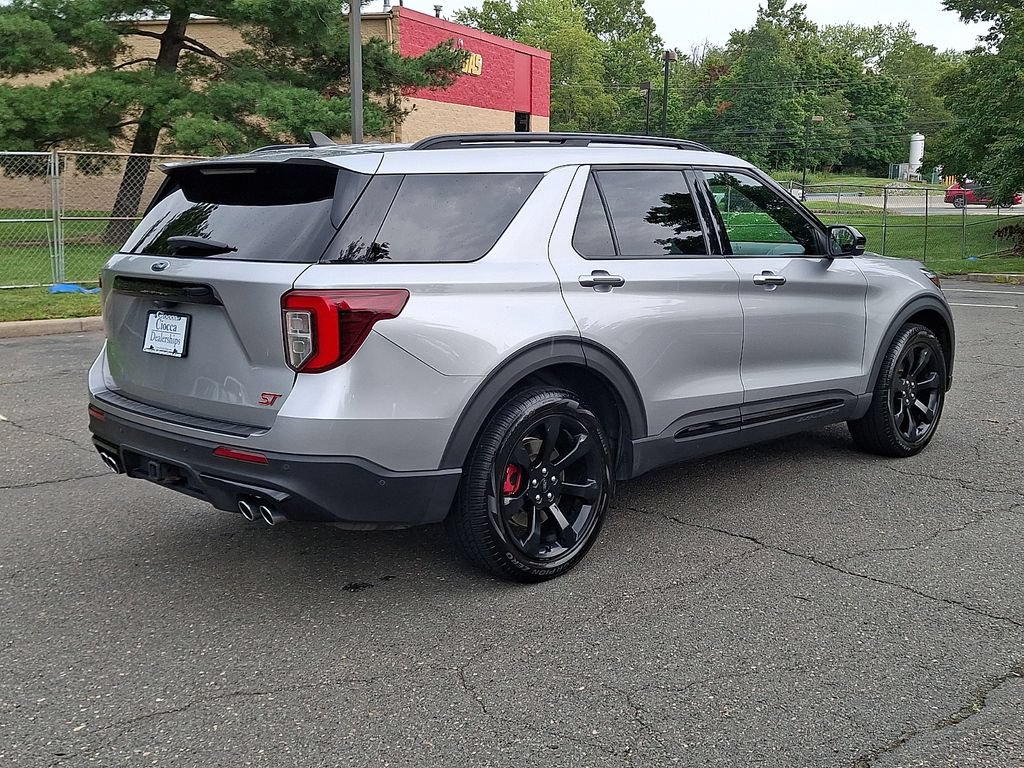 Certified 2021 Ford Explorer ST w/ Equipment Group 401A AWD/4WD image 9