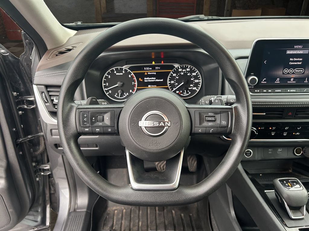 Used 2023 Nissan Rogue S AWD/4WD image 20